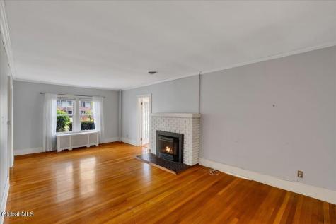 246 S Main Avenue Albany NY 12208
