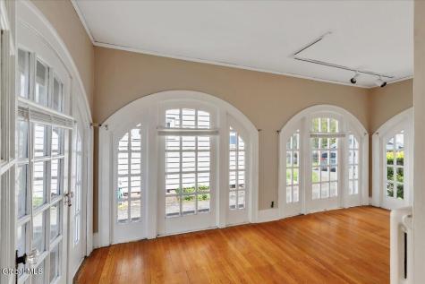 246 S Main Avenue Albany NY 12208