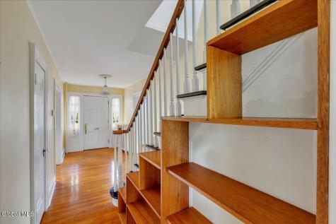 246 S Main Avenue Albany NY 12208
