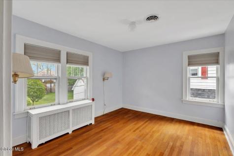 246 S Main Avenue Albany NY 12208