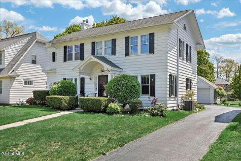 246 S Main Avenue Albany NY 12208