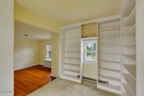 246 S Main Avenue Albany NY 12208