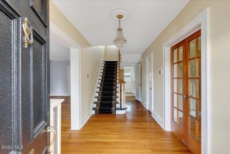 246 S Main Avenue Albany NY 12208
