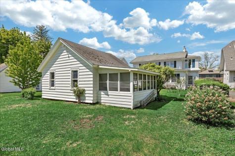 246 S Main Avenue Albany NY 12208