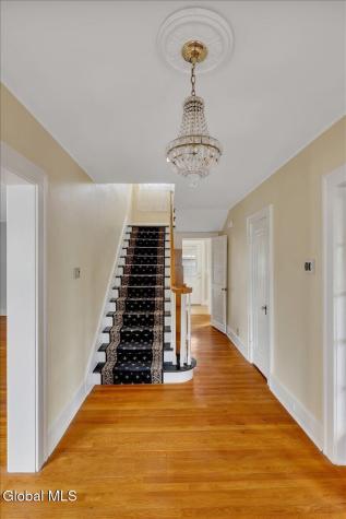 246 S Main Avenue Albany NY 12208