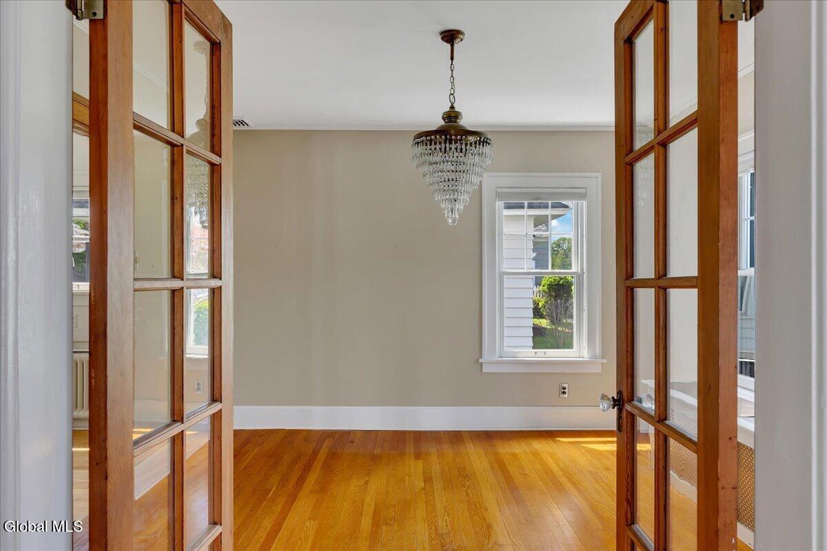 246 S Main Avenue Albany NY 12208
