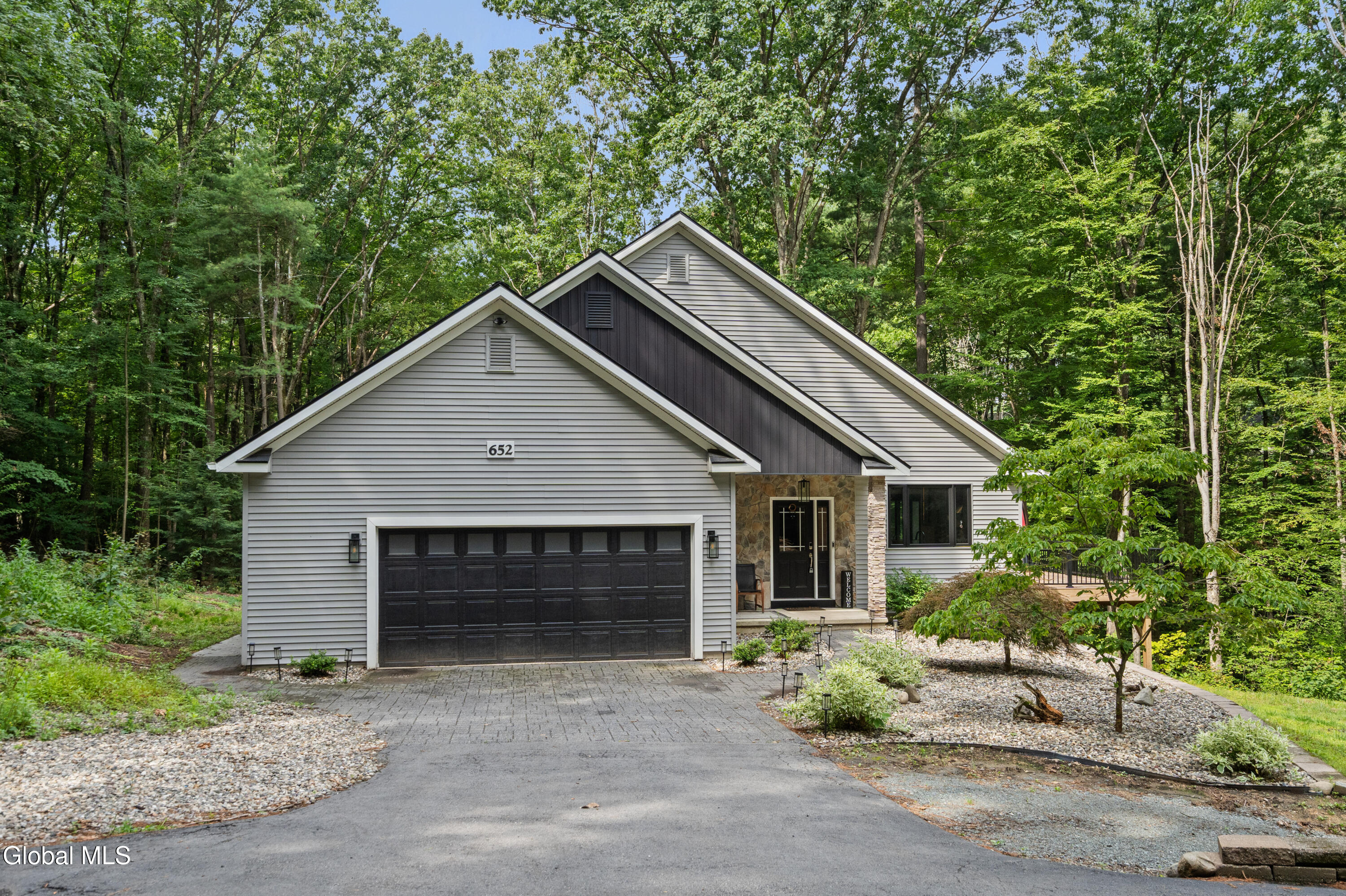 652 Bruno Road Clifton Park NY 12065