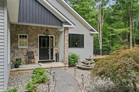 652 Bruno Road Clifton Park NY 12065