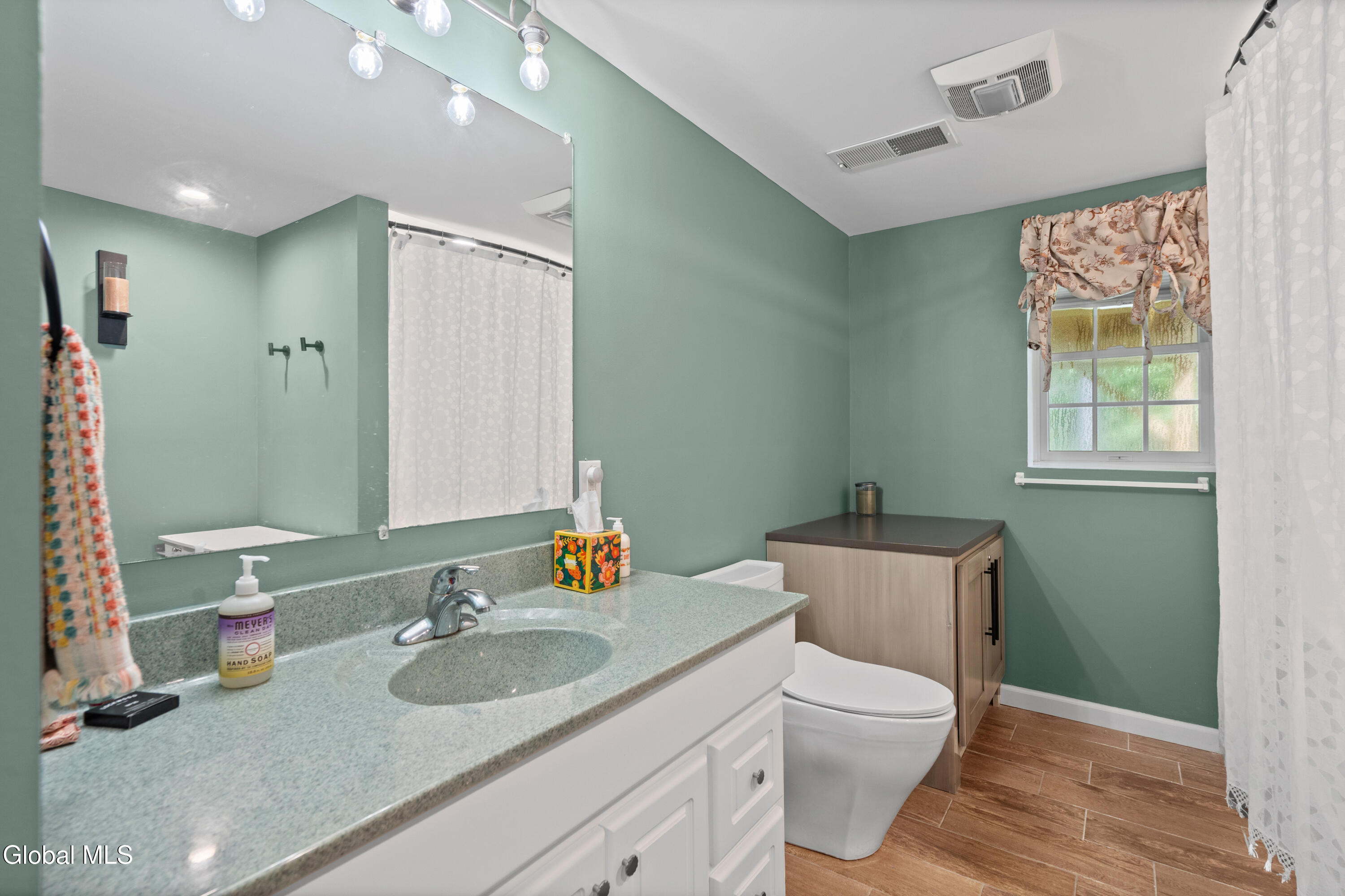 652 Bruno Road Clifton Park NY 12065
