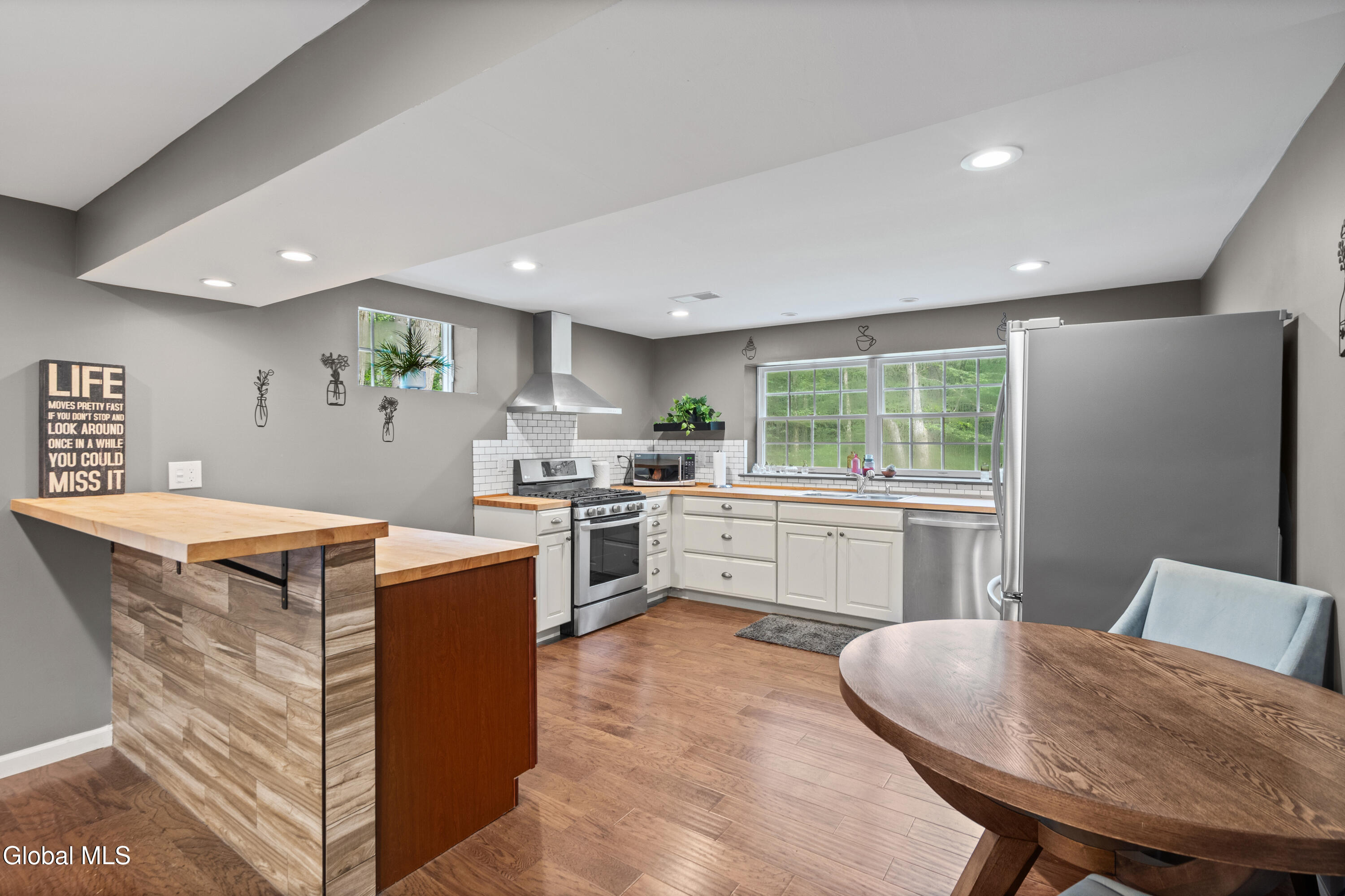 652 Bruno Road Clifton Park NY 12065