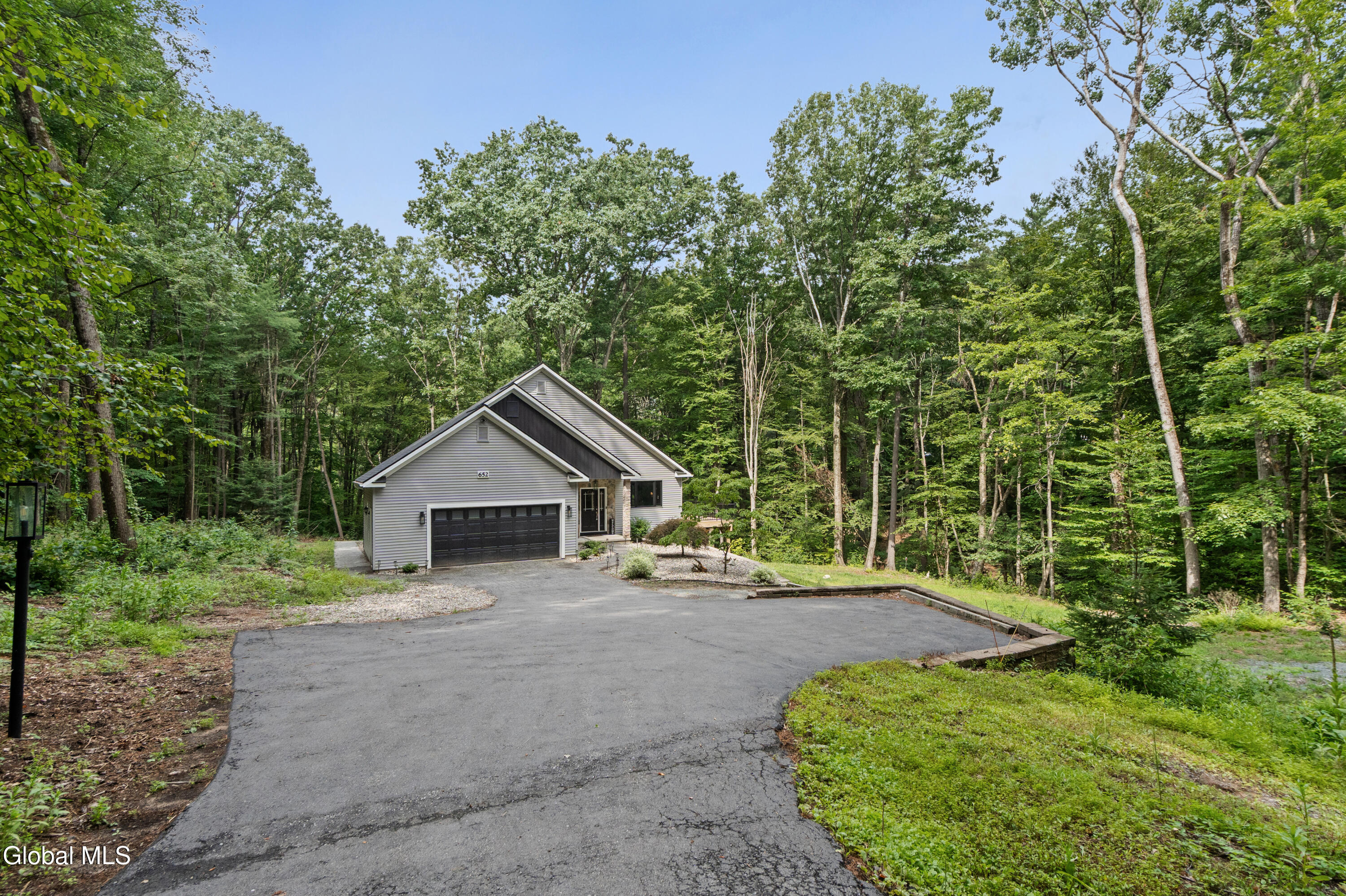 652 Bruno Road Clifton Park NY 12065