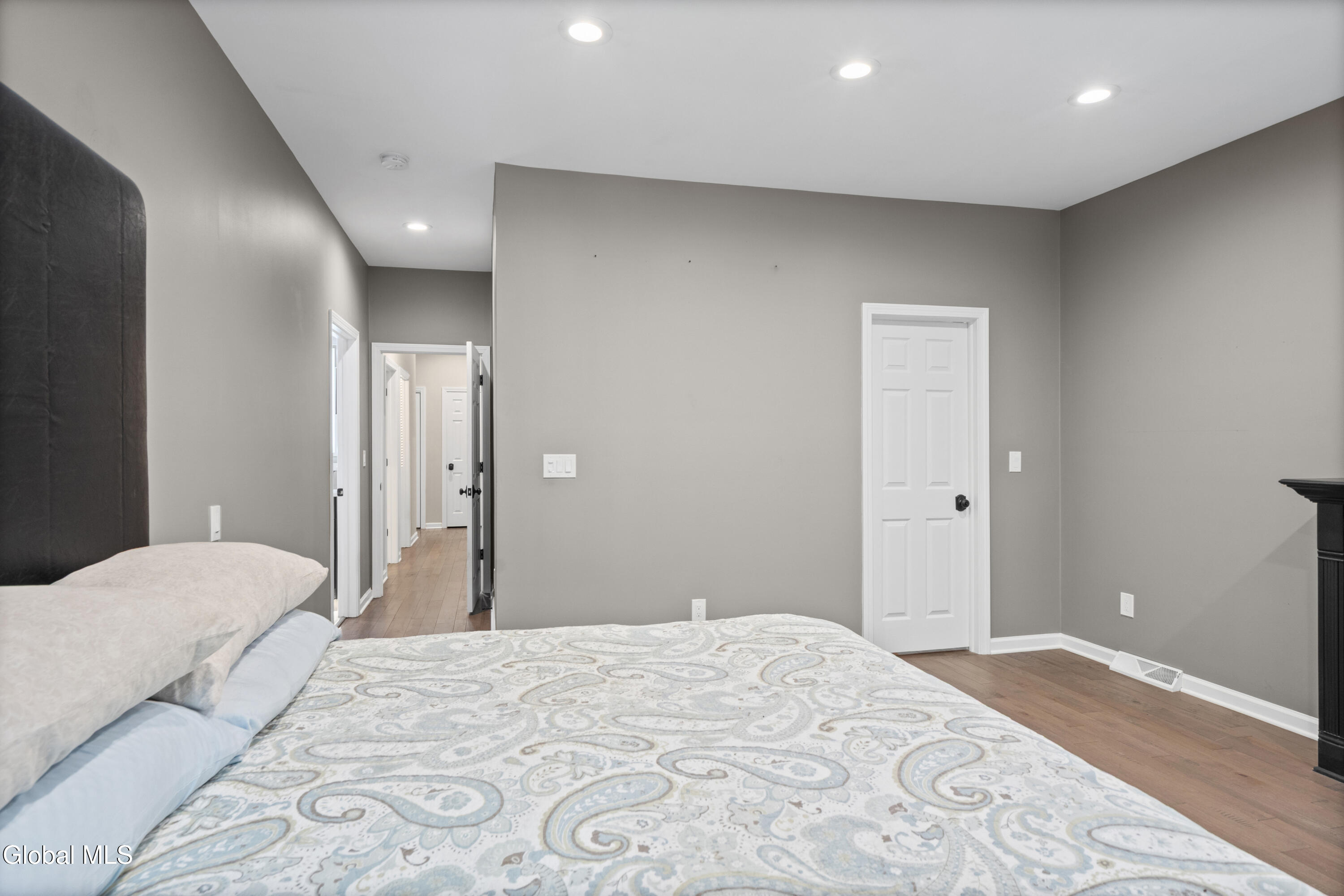 652 Bruno Road Clifton Park NY 12065