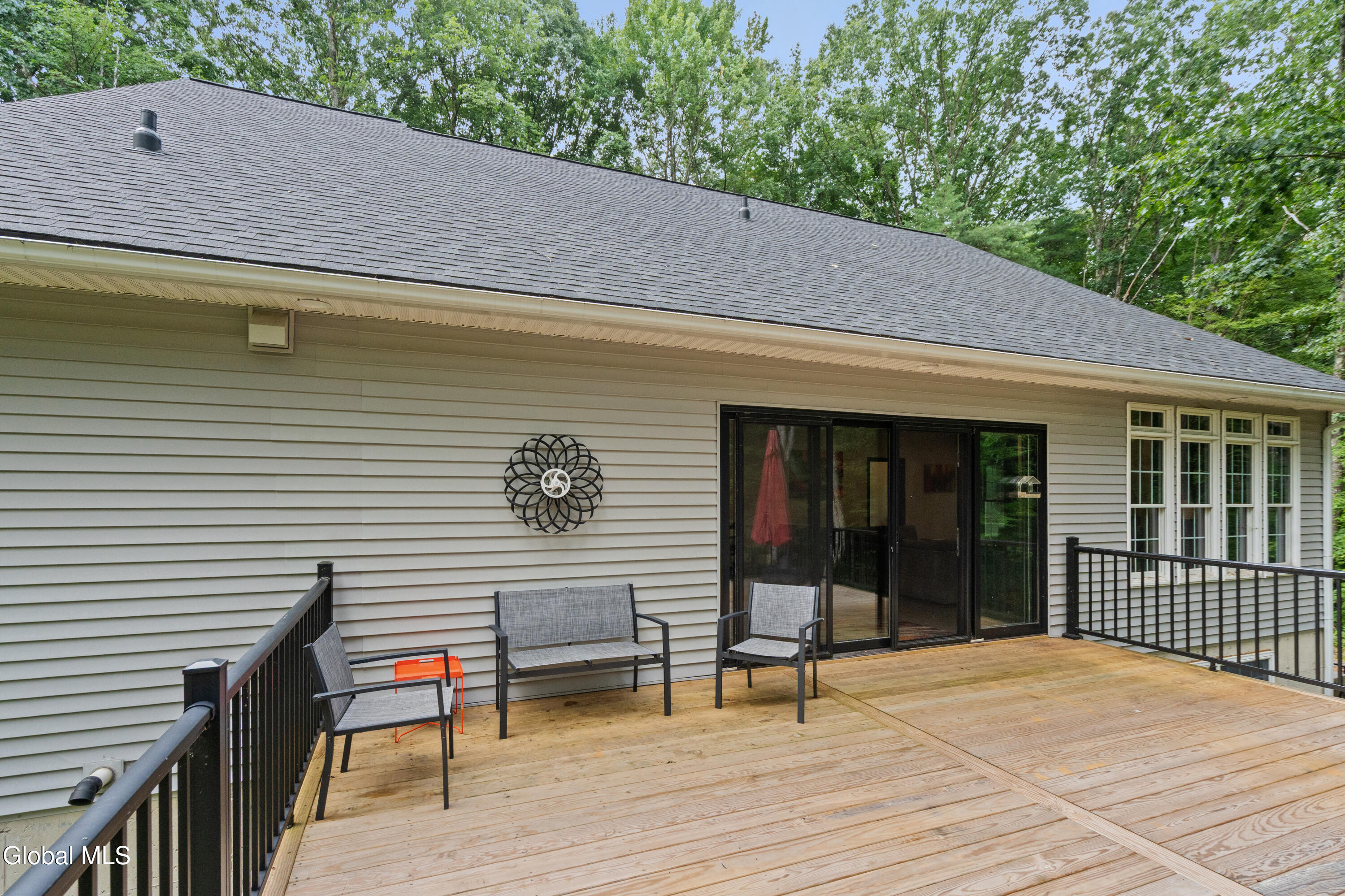 652 Bruno Road Clifton Park NY 12065
