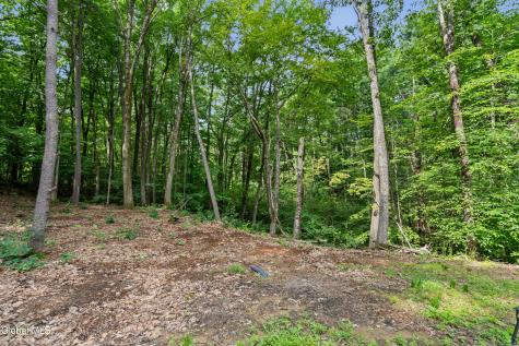 652 Bruno Road Clifton Park NY 12065