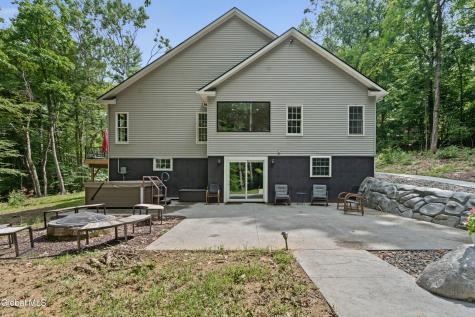 652 Bruno Road Clifton Park NY 12065
