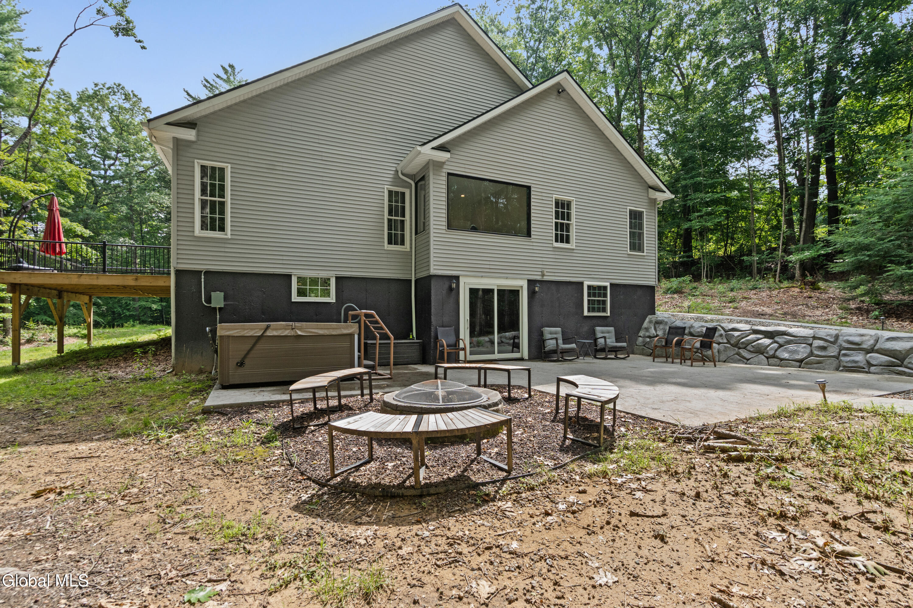 652 Bruno Road Clifton Park NY 12065