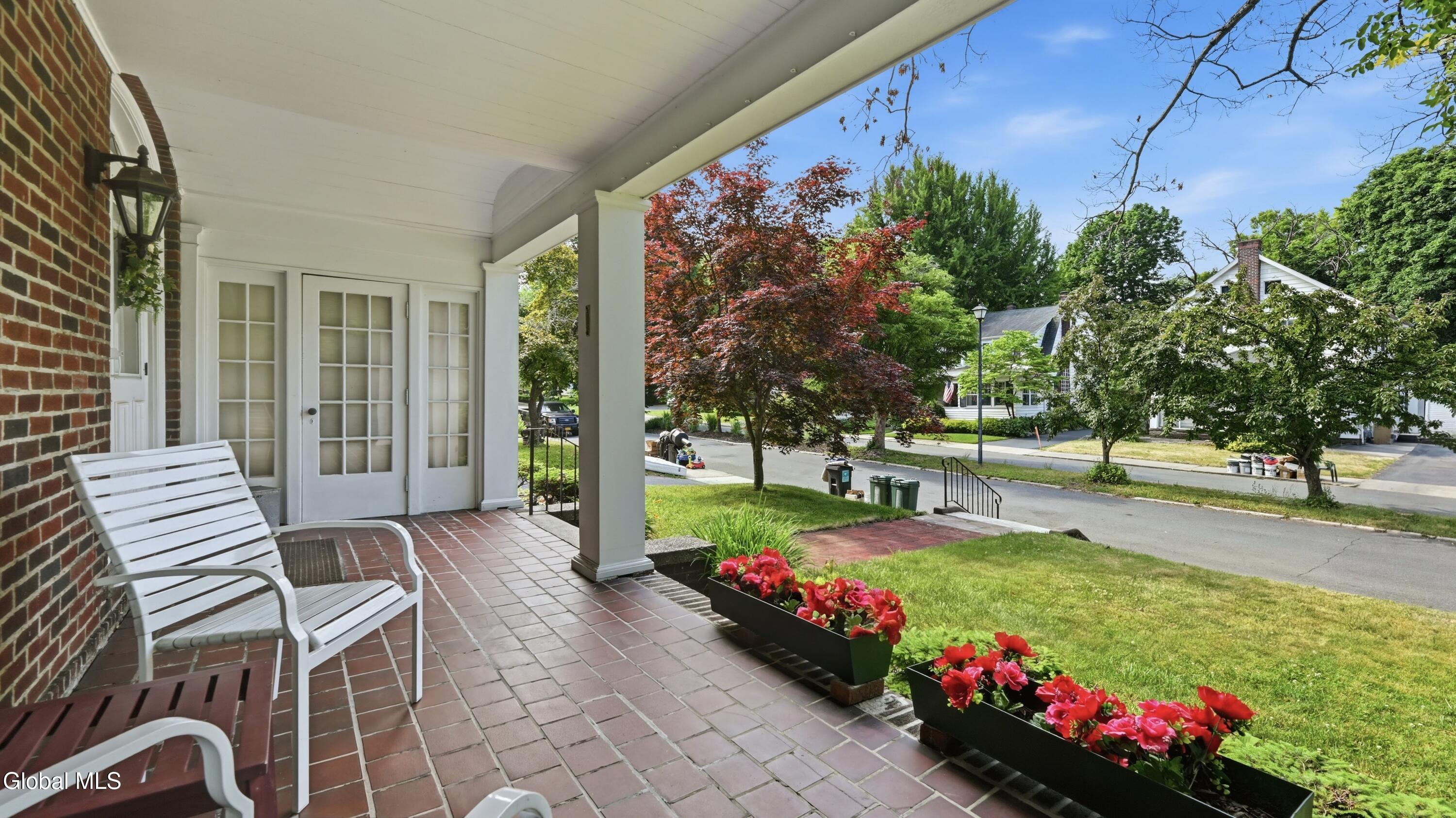 1169 Oxford Place Schenectady NY 12308