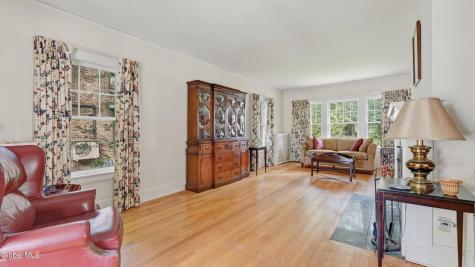 1169 Oxford Place Schenectady NY 12308
