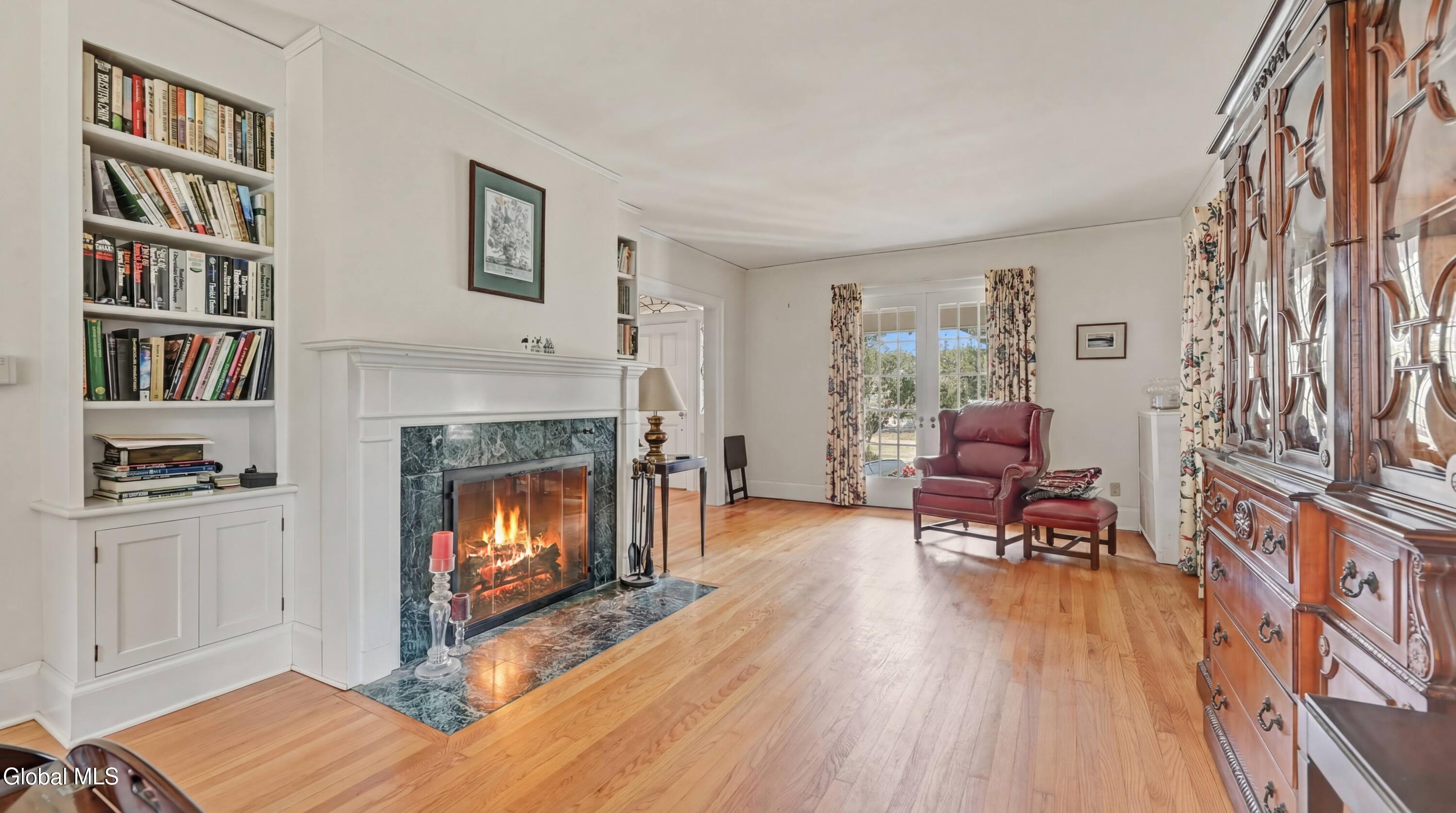 1169 Oxford Place Schenectady NY 12308