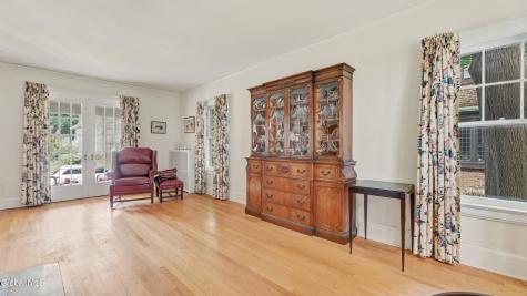 1169 Oxford Place Schenectady NY 12308