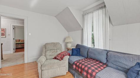1169 Oxford Place Schenectady NY 12308