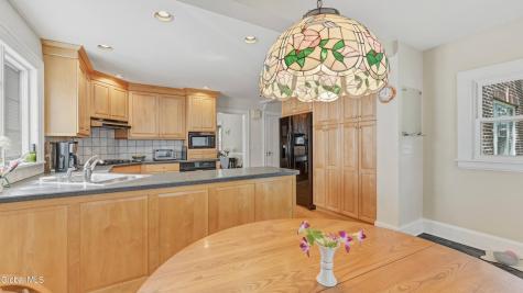1169 Oxford Place Schenectady NY 12308