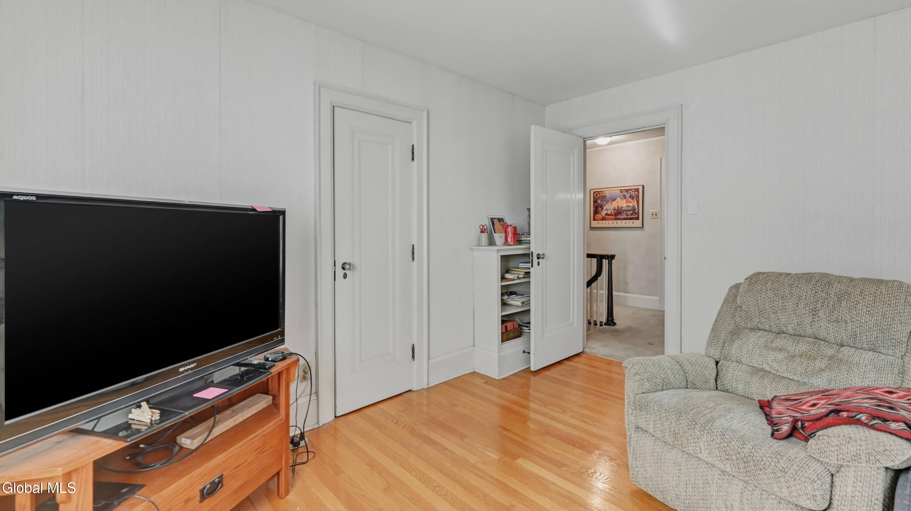 1169 Oxford Place Schenectady NY 12308