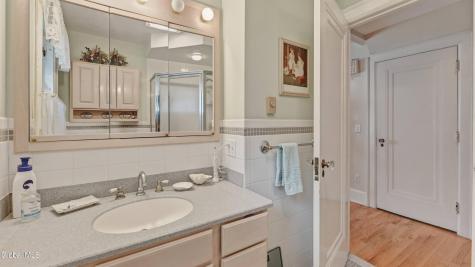 1169 Oxford Place Schenectady NY 12308