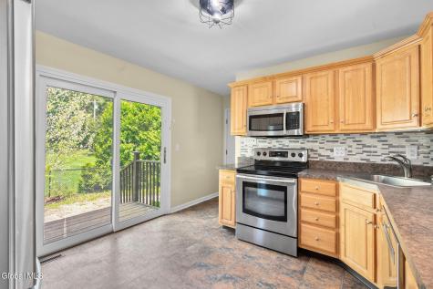 14 Wheeler Drive Glenville NY 12019