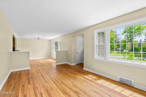 14 Wheeler Drive Glenville NY 12019