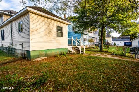 26 Flandreaux Avenue Glens Falls NY 12801