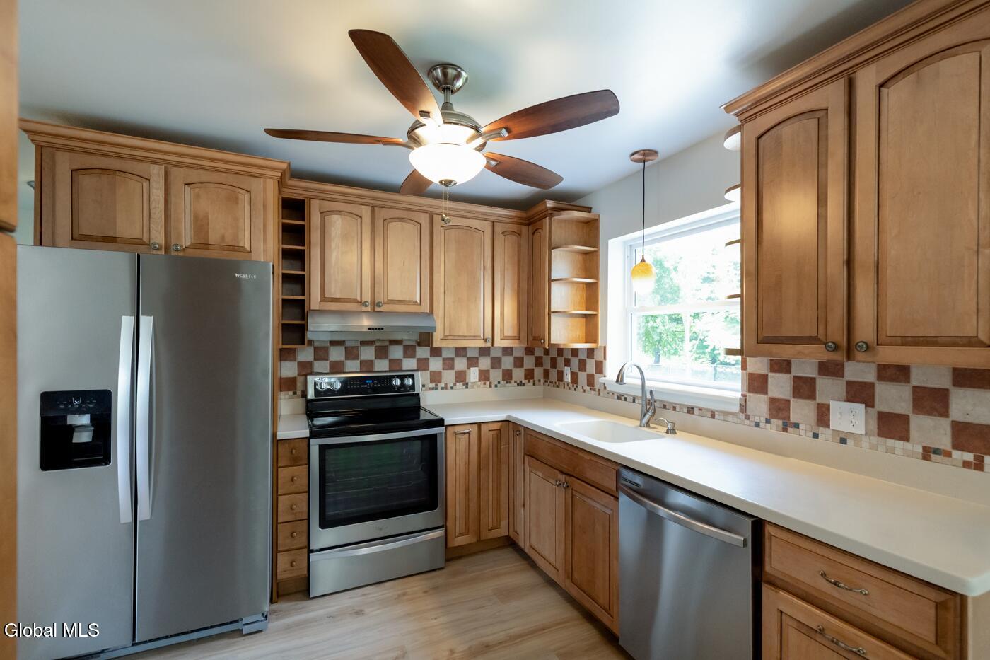 420 Helderview Drive Guilderland NY 12009