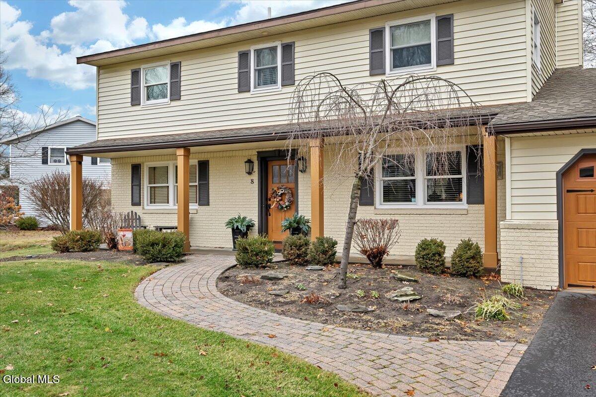 8 Inverness Lane Clifton Park NY 12065