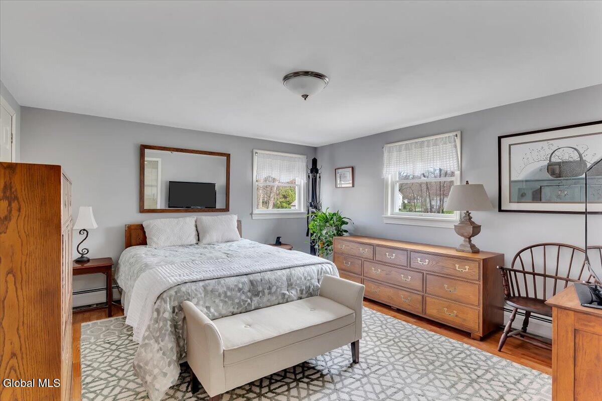 8 Inverness Lane Clifton Park NY 12065