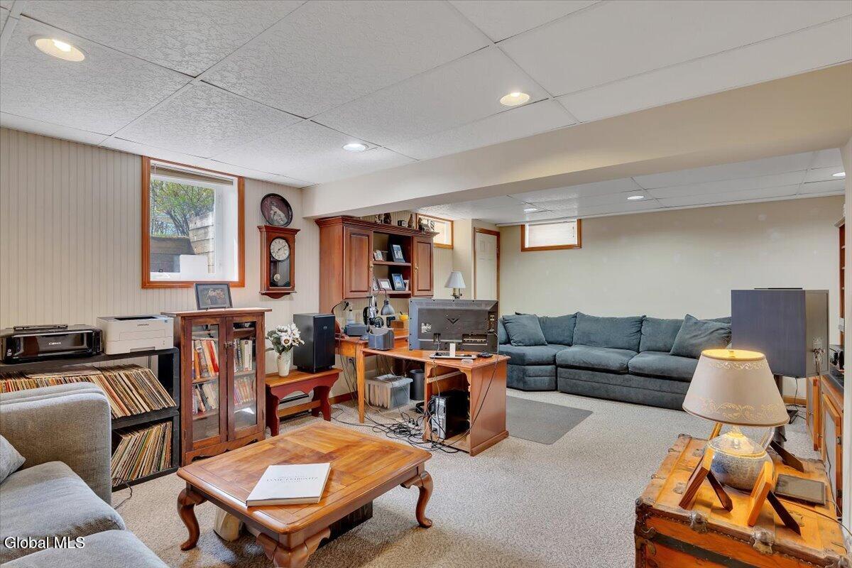 8 Inverness Lane Clifton Park NY 12065