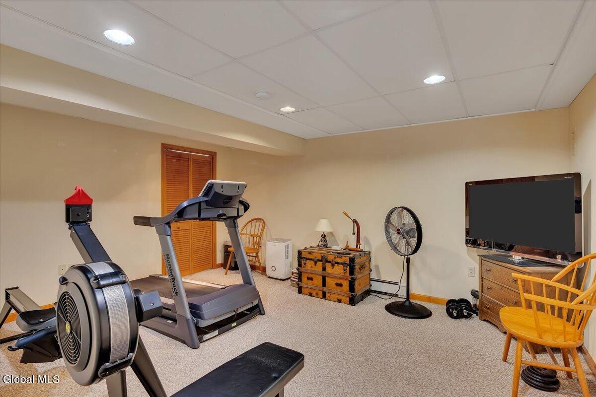 8 Inverness Lane Clifton Park NY 12065