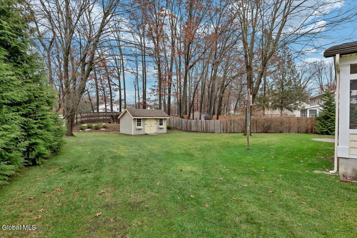 8 Inverness Lane Clifton Park NY 12065