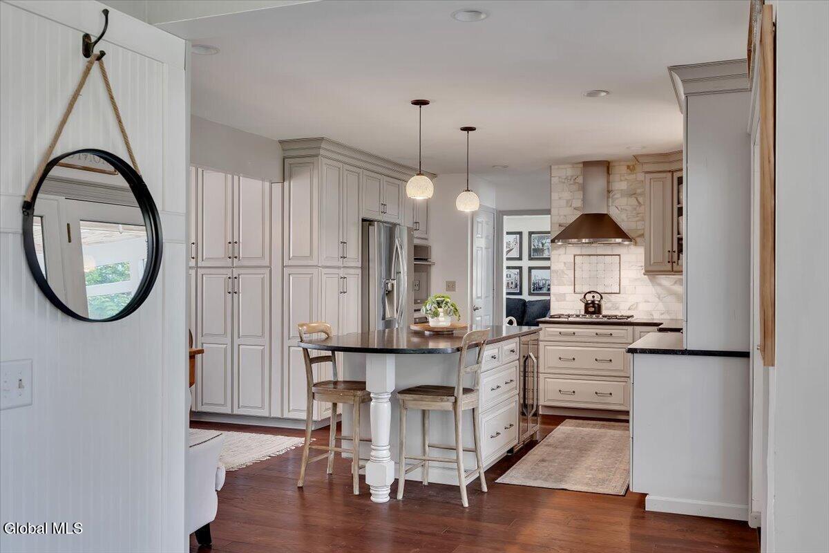 8 Inverness Lane Clifton Park NY 12065