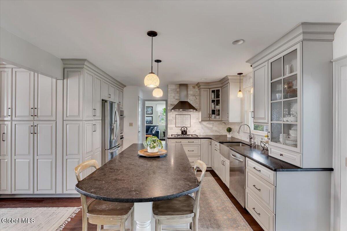 8 Inverness Lane Clifton Park NY 12065