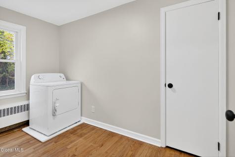 18 Anthony Lane Albany NY 12205