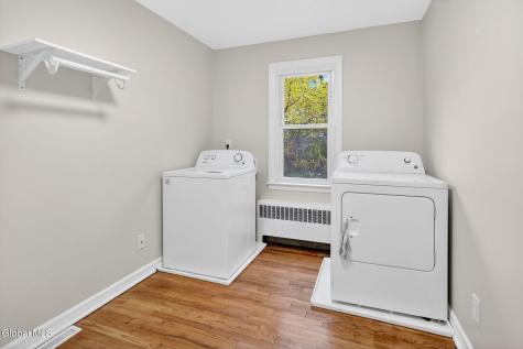 18 Anthony Lane Albany NY 12205