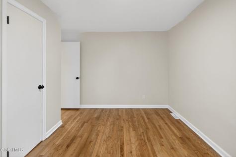 18 Anthony Lane Albany NY 12205