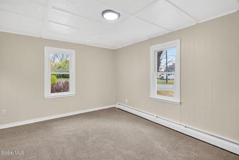 18 Anthony Lane Albany NY 12205