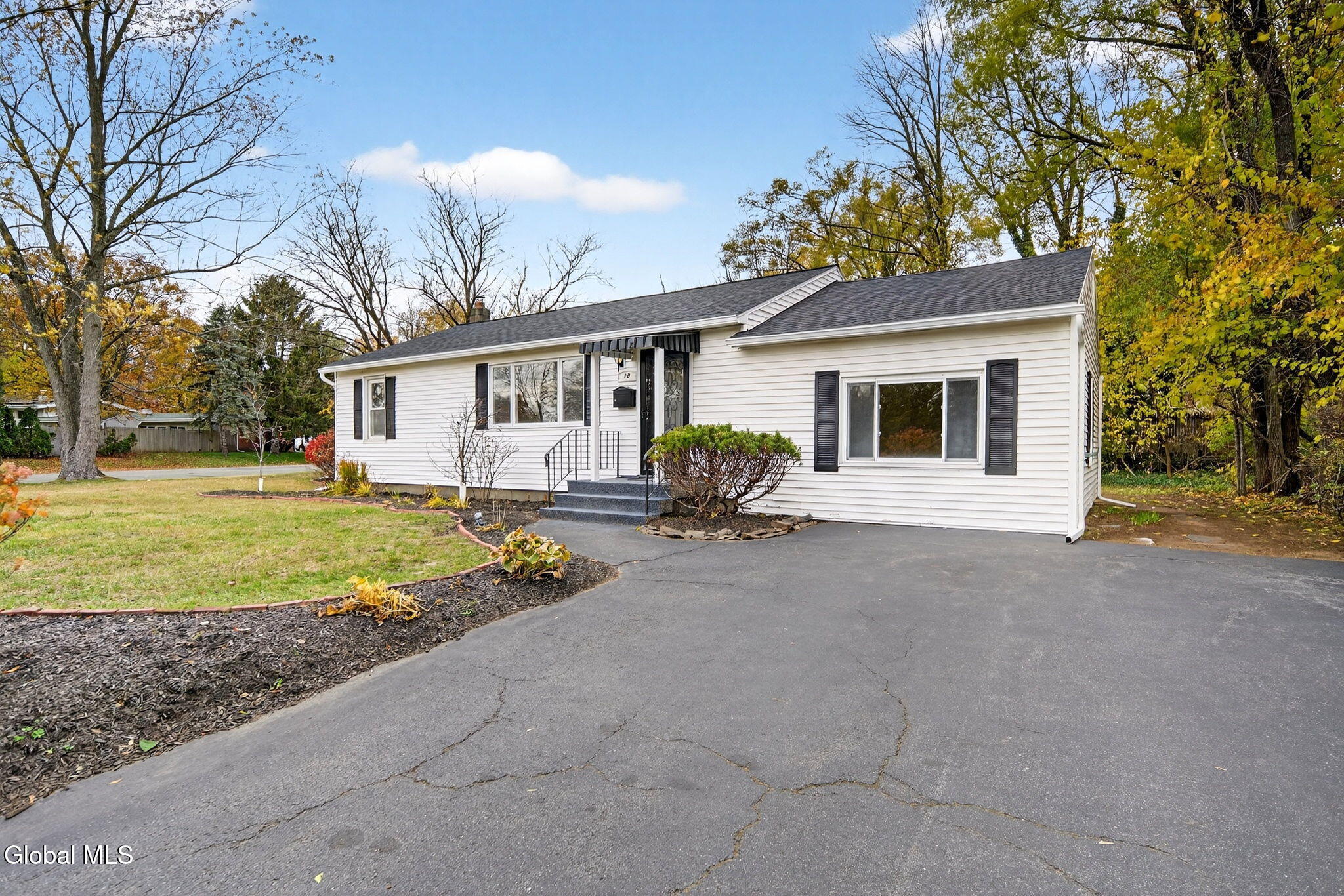 18 Anthony Lane Albany NY 12205