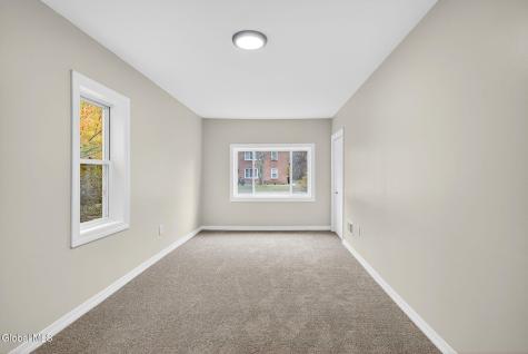 18 Anthony Lane Albany NY 12205