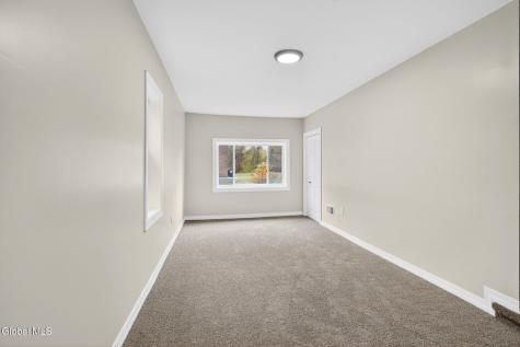 18 Anthony Lane Albany NY 12205