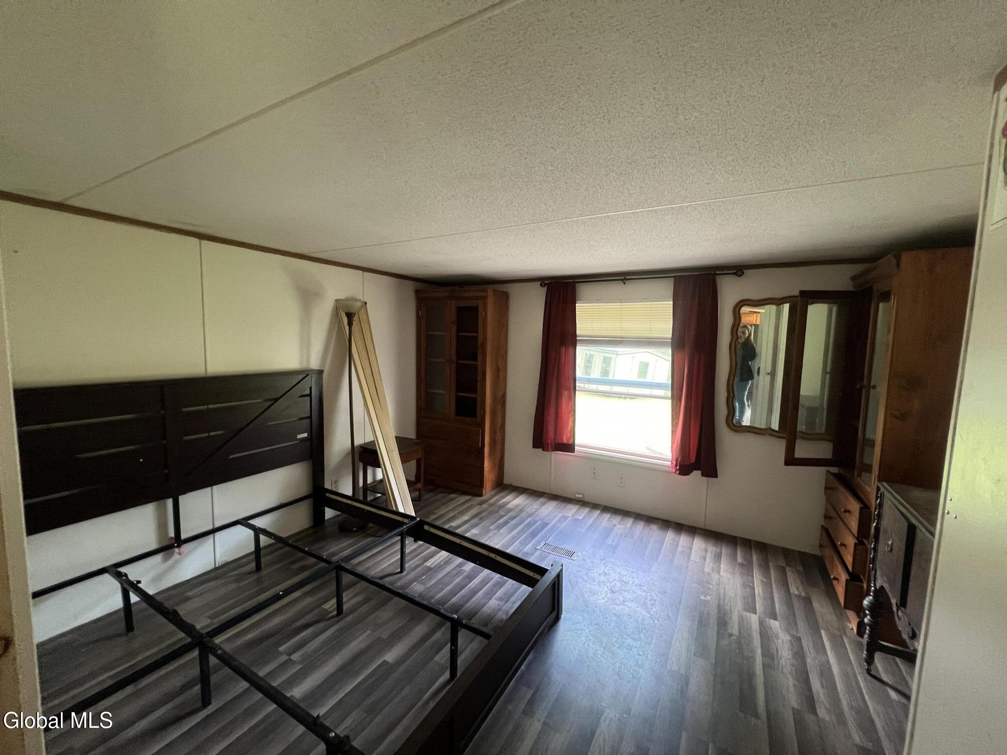10 Perry Lane Whitehall NY 12887