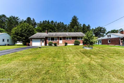 6 Lillian Drive Glenville NY 12302