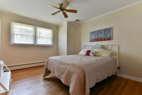 6 Lillian Drive Glenville NY 12302