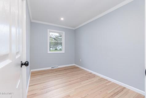 44 Trottingham Road Saratoga Springs NY 12866